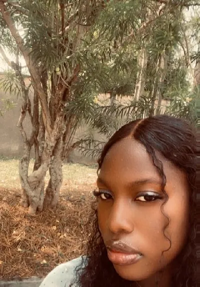 Zee 🇳🇬