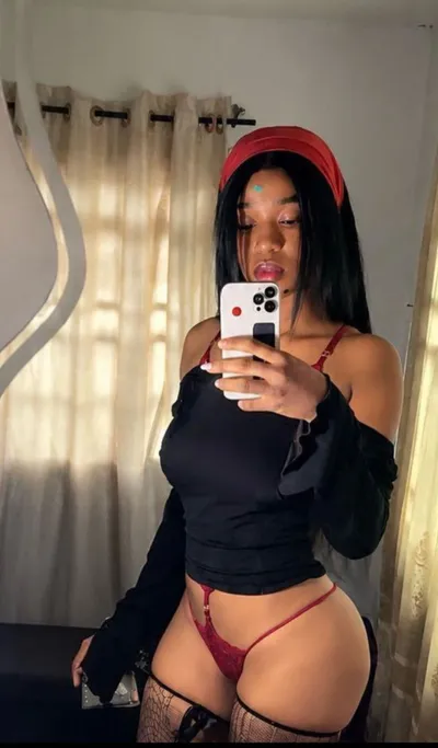 Holli 🇳🇬